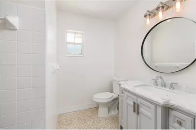 2107 Dolphin Boulevard S, Saint Petersburg, FL 33707 - Photo 22