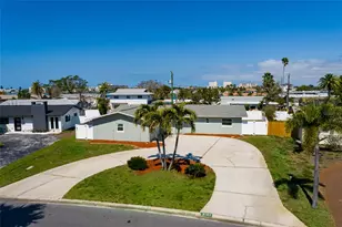 2107 Dolphin Blvd S, Saint Petersburg, FL 33707 - Photo 28