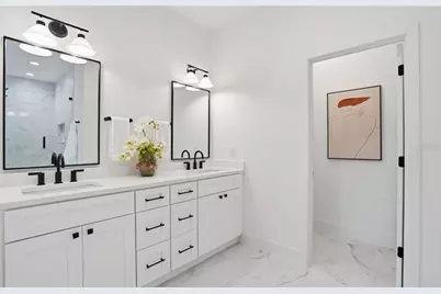 3002 W Platt #4, Tampa, FL 33609 - Photo 12
