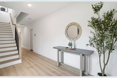 3002 W Platt #4, Tampa, FL 33609 - Photo 2