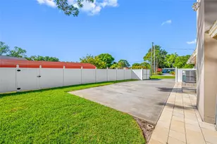 2515 Desoto Way S, Saint Petersburg, FL 33712 - Photo 8