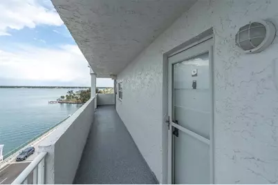285 107th Avenue #701, Treasure Island, FL 33706 - Photo 2