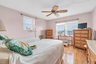 285 107th Ave, Treasure Island, FL 33706 - Photo 14