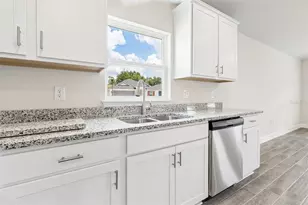 12976 Kent Bradley St, Dade City, FL 33525 - Photo 24