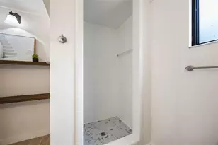 12756 Poinsettia Ave, Seminole, FL 33776 - Photo 26