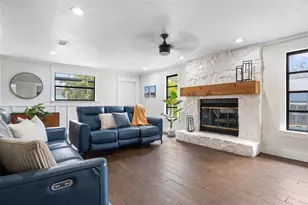 12756 Poinsettia Ave, Seminole, FL 33776 - Photo 14