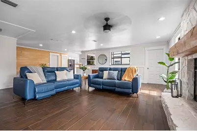 12756 Poinsettia Avenue, Seminole, FL 33776 - Photo 10