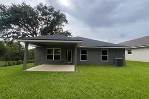 12964 Kent Bradley St, Dade City, FL 33525 - Photo 2