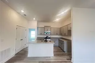 12964 Kent Bradley St, Dade City, FL 33525 - Photo 18