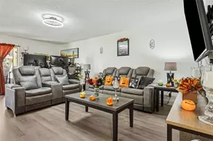 7501 Dolonita Dr, Tampa, FL 33615 - Photo 6