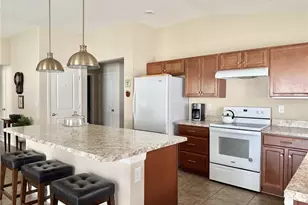 9242 Freedom Hill Dr, Seffner, FL 33584 - Photo 12