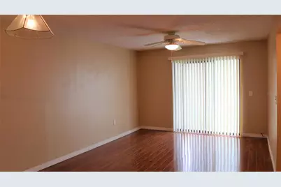 5024 Terrace Palms Circle #101, Tampa, FL 33617 - Photo 2
