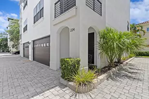 224 S Audubon Ave, Tampa, FL 33609 - Photo 2