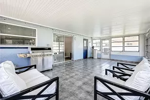 2449 66th Ave S, Saint Petersburg, FL 33712 - Photo 12