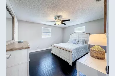 2449 66th Avenue S, Saint Petersburg, FL 33712 - Photo 6