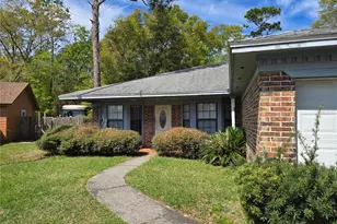 11350 Island Shore Dr W, Jacksonville, FL 32218 - Photo 2