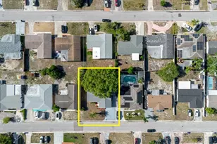 3338 Hoover Dr, Holiday, FL 34691 - Photo 4