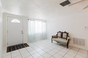 3338 Hoover Dr, Holiday, FL 34691 - Photo 10
