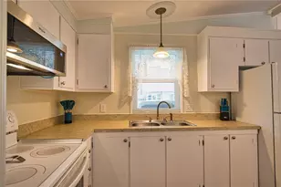 618 Iglesia Dr, North Port, FL 34287 - Photo 6