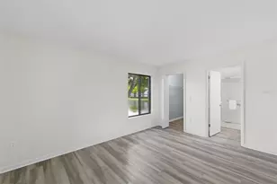 1135 Pine Ridge Cir W, Tarpon Springs, FL 34688 - Photo 26