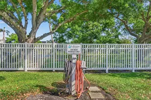 14130 Rosemary Ln, Largo, FL 33774 - Photo 38