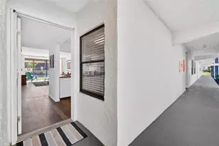 14130 Rosemary Ln, Largo, FL 33774 - Photo 4