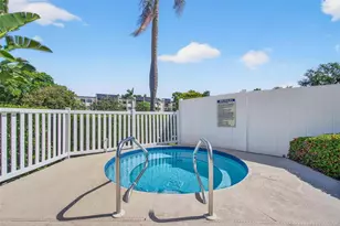 14130 Rosemary Ln, Largo, FL 33774 - Photo 32