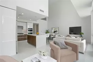 400 Central Ave, Saint Petersburg, FL 33701 - Photo 12