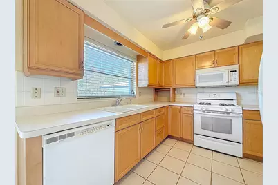 2028 Imperial Way, Clearwater, FL 33764 - Photo 8