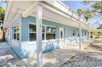 717 E Gulf Boulevard #2, Indian Rocks Beach, FL 33785 - Photo 2