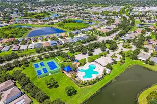 11830 Newberry Grove Loop, Riverview, FL 33579 - Photo 58