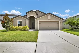 616 Chatham Walk Dr, Ruskin, FL 33570 - Photo 1
