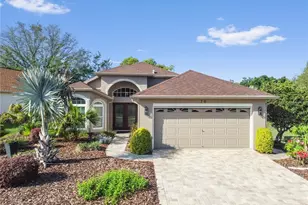 70 Center Oak Cir, Spring Hill, FL 34609 - Photo 6