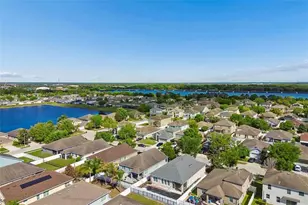 30610 Casewell Pl, Wesley Chapel, FL 33545 - Photo 44