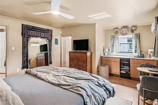 4050 Turks Cap Pl, Sarasota, FL 34234 - Photo 14