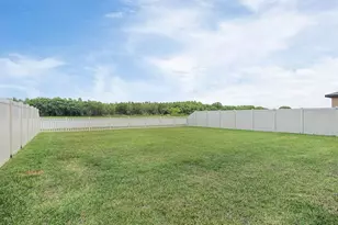 7322 King Crk Dr, Sun City Center, FL 33573 - Photo 30