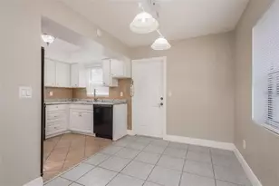 6502 Spring Hill Dr, Spring Hill, FL 34606 - Photo 4