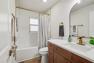 707 Queens Ct, Seffner, FL 33584 - Photo 24