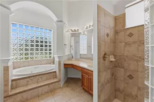 10513 Bermuda Isle Dr, Tampa, FL 33647 - Photo 22