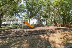 4141 Dolphin Dr, Tampa, FL 33617 - Photo 22