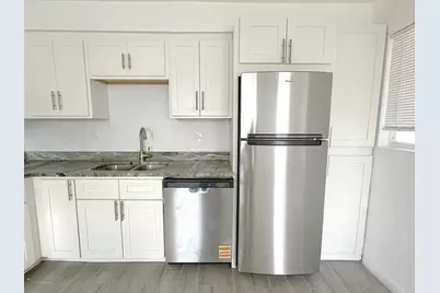 24 Lynn Way #25, Madeira Beach, FL 33708 - Photo 6