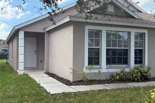 6518 Bridgecrest Dr, Lithia, FL 33547 - Photo 2