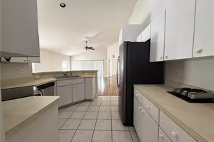 6518 Bridgecrest Dr, Lithia, FL 33547 - Photo 6