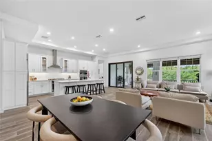 1071 Seagrape Dr, Ruskin, FL 33570 - Photo 22