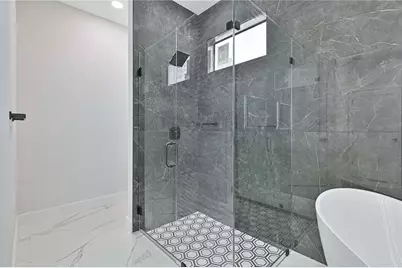 1413 NE 7th Avenue, Cape Coral, FL 33909 - Photo 16