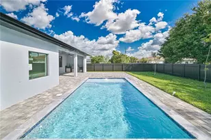 1413 NE 7th Ave, Cape Coral, FL 33909 - Photo 30