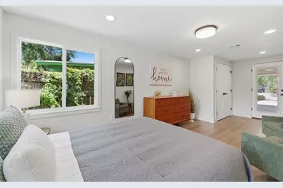 8051 26th Avenue N, Saint Petersburg, FL 33710 - Photo 28