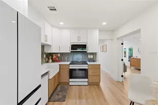 8051 26th Ave N, Saint Petersburg, FL 33710 - Photo 14