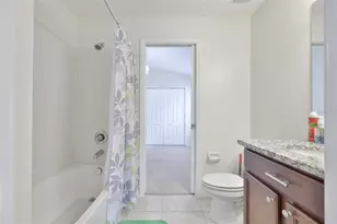 10806 Whitecap Dr, Riverview, FL 33579 - Photo 34