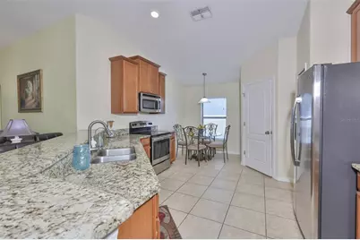 10806 Whitecap Drive, Riverview, FL 33579 - Photo 6